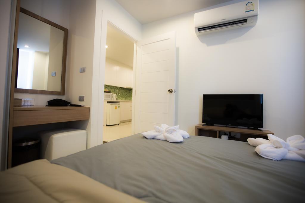 Apartment Amazon By Pam *