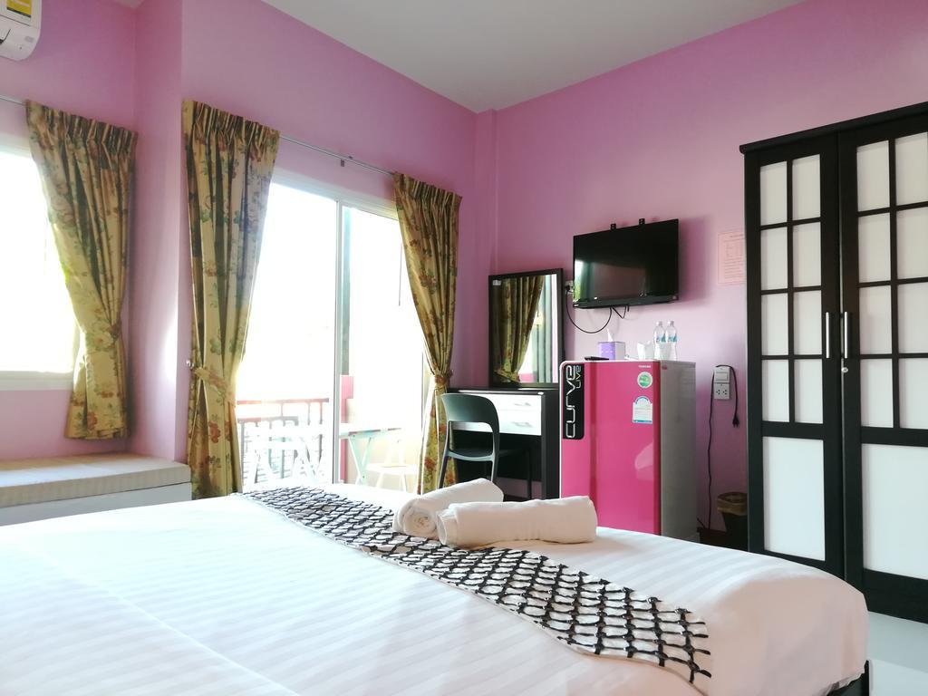 Albarakat Place Apartment