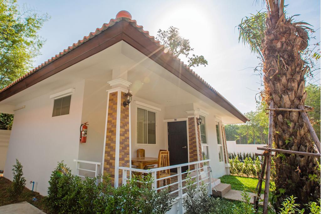 Lux Family Krabi Resort