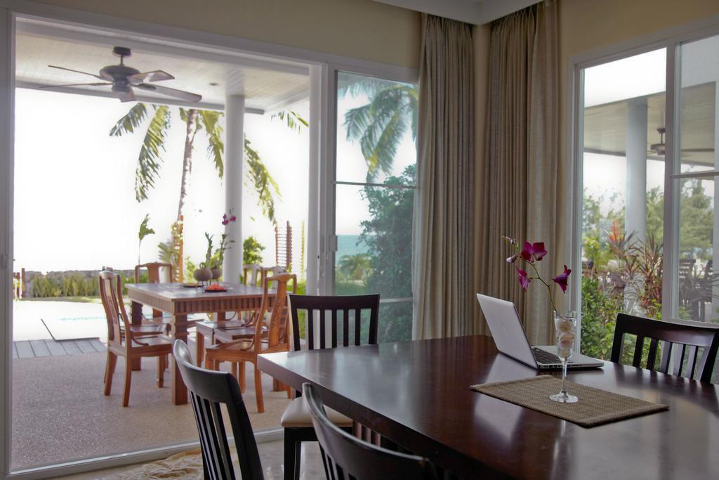 Absolute Beachfront Holiday home Ban Huai Yang