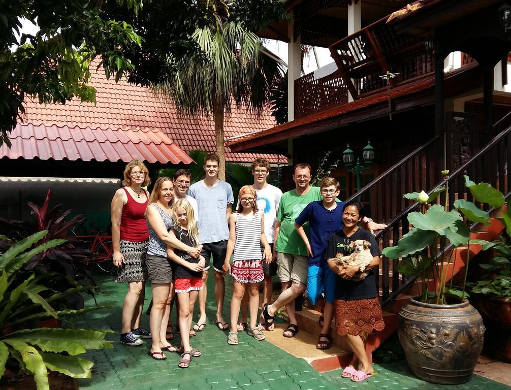 Golden Teak Resort 2*