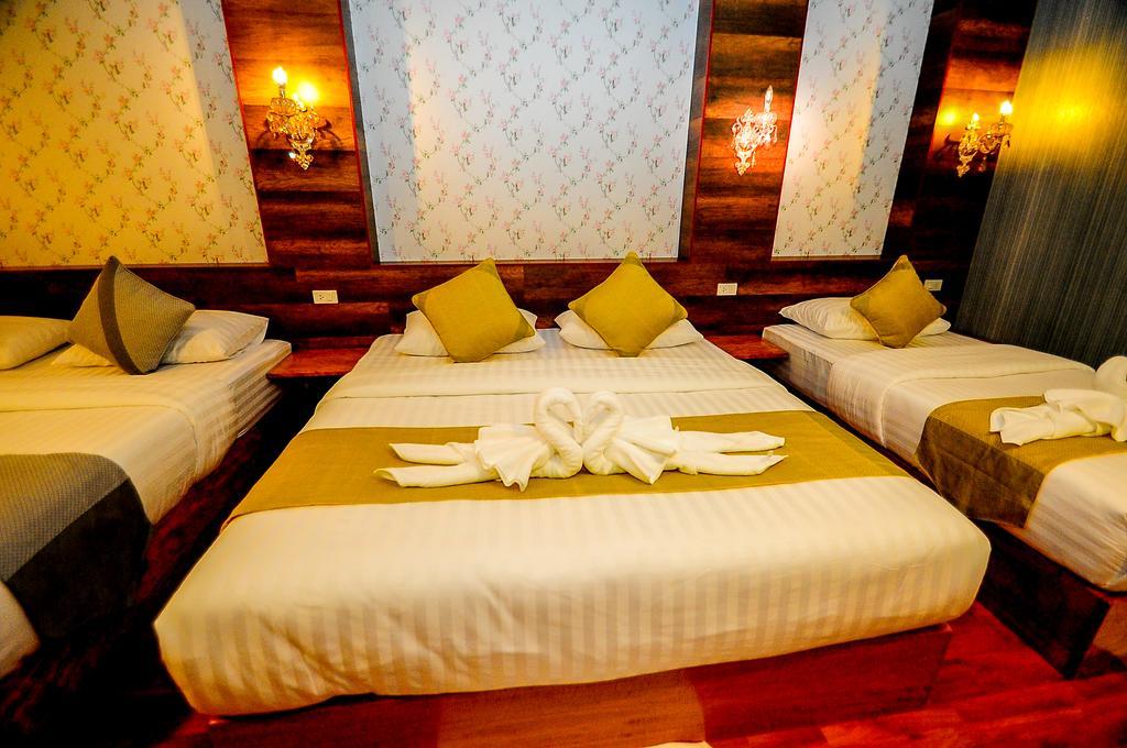 Lenoi Buri Hostel *