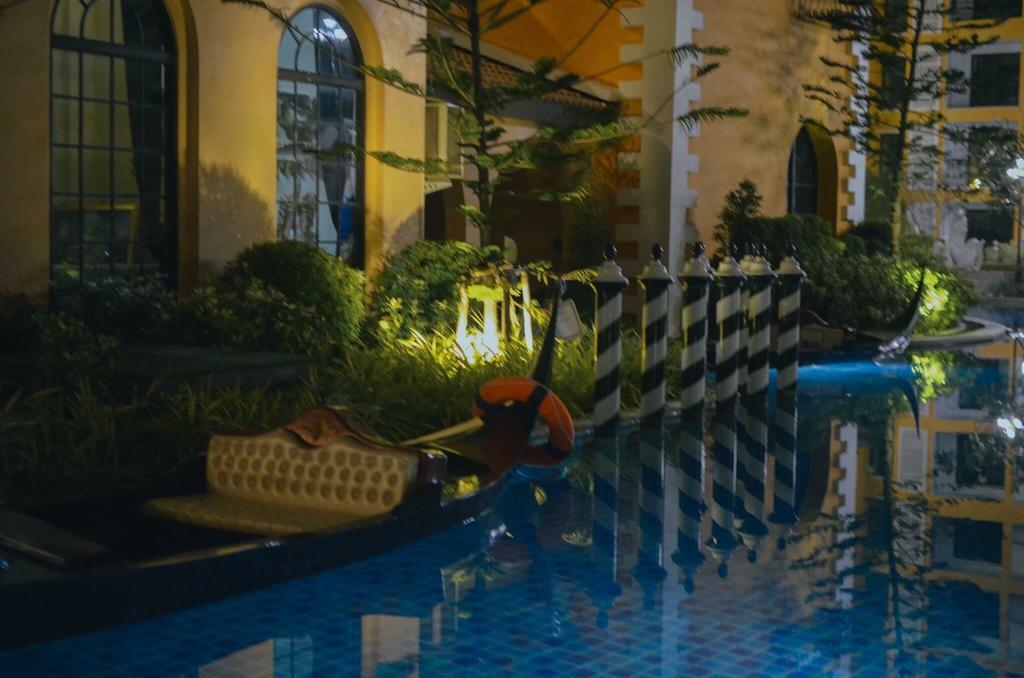 Venetian Signature Poolaccess Jomtian Pattaya *