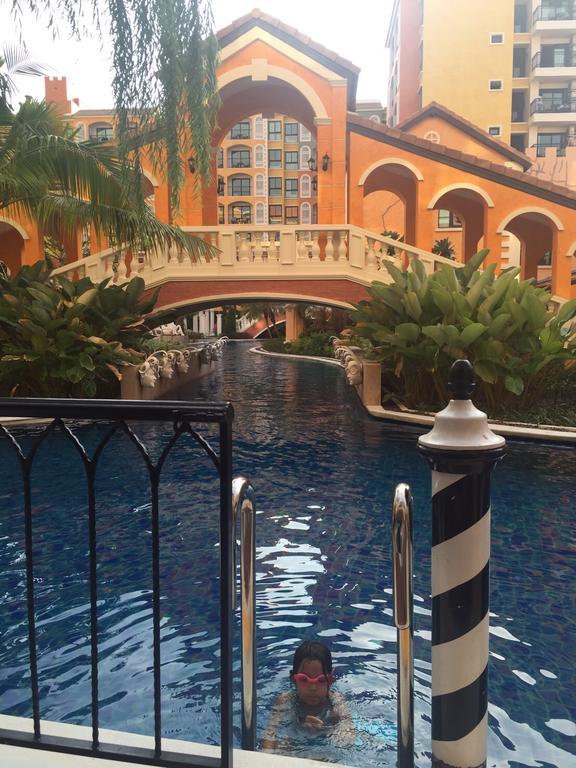 Venetian Signature Poolaccess Jomtian Pattaya Apartment *