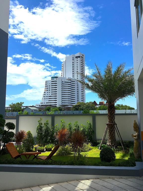 Breezy Apartment *