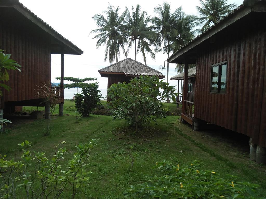 Happy Days Resort
