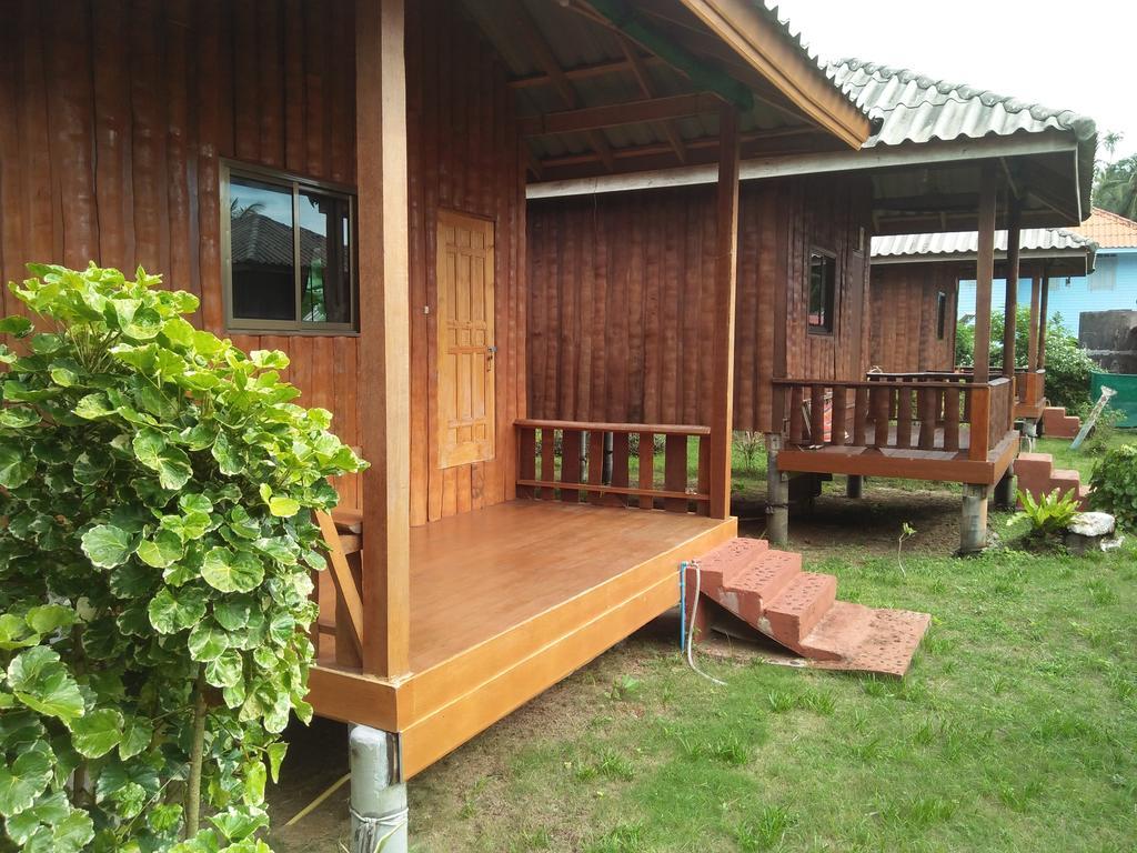 Happy Days Resort Koh Mak