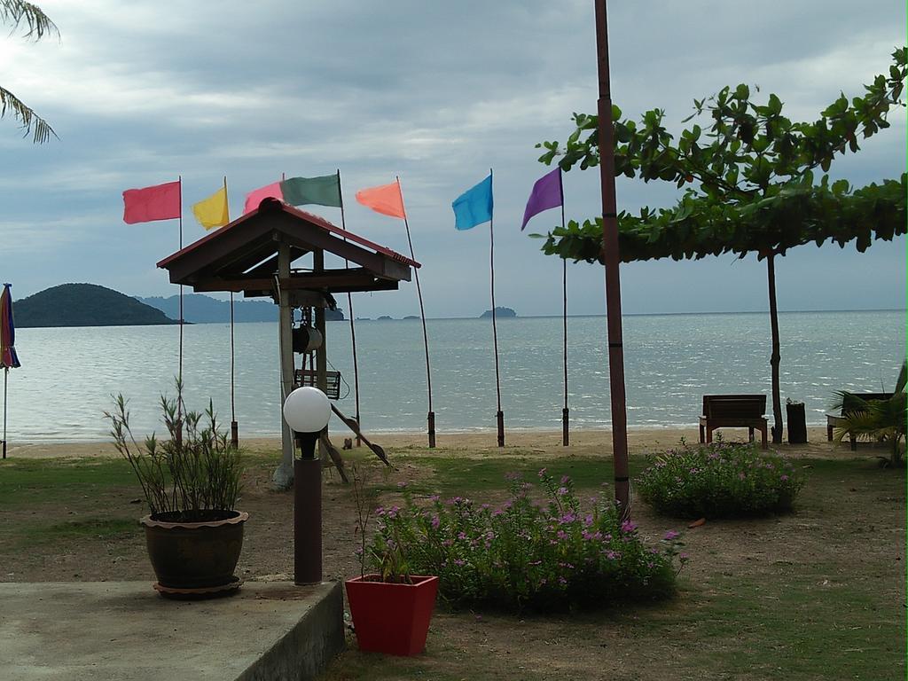 Resort Happy Days Koh Mak