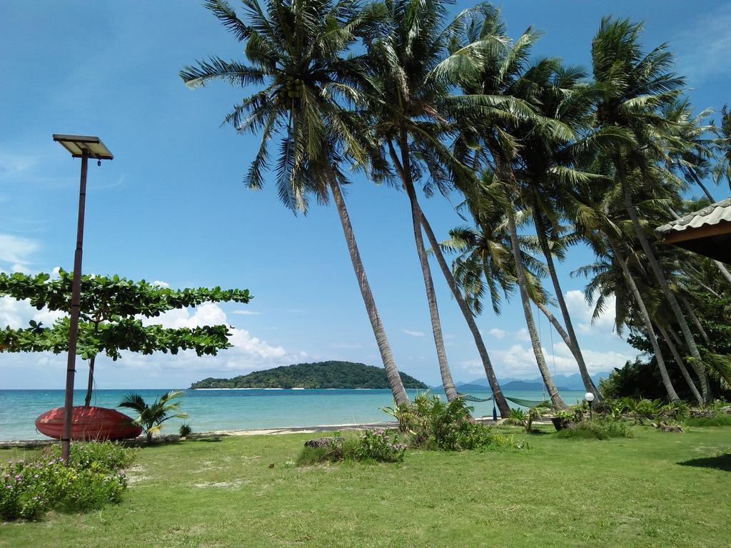Happy Days Resort *