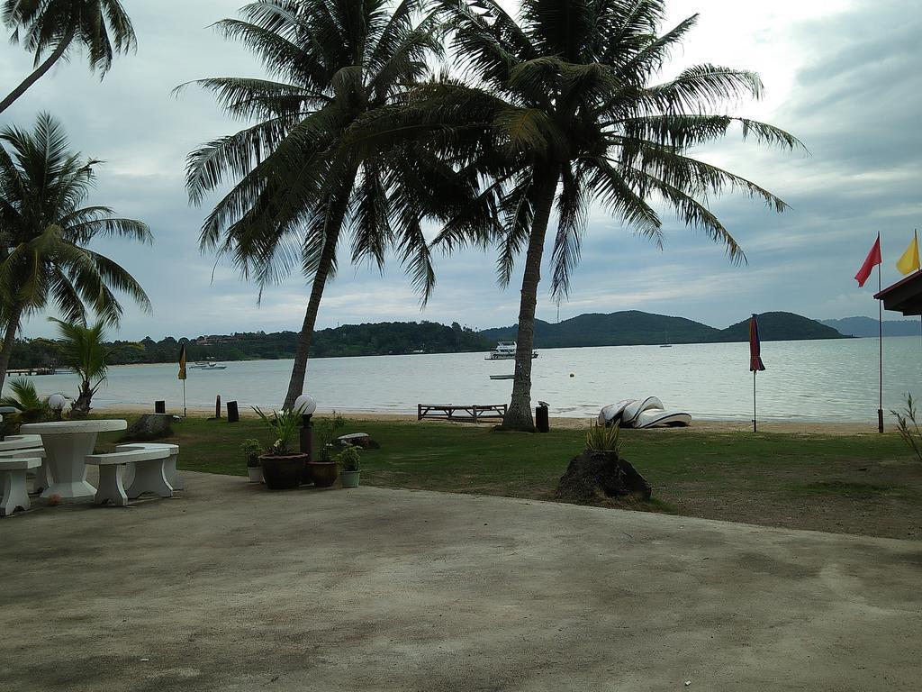 Happy Days Koh Mak