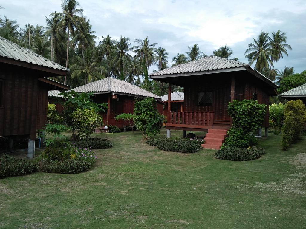 Happy Days Koh Mak
