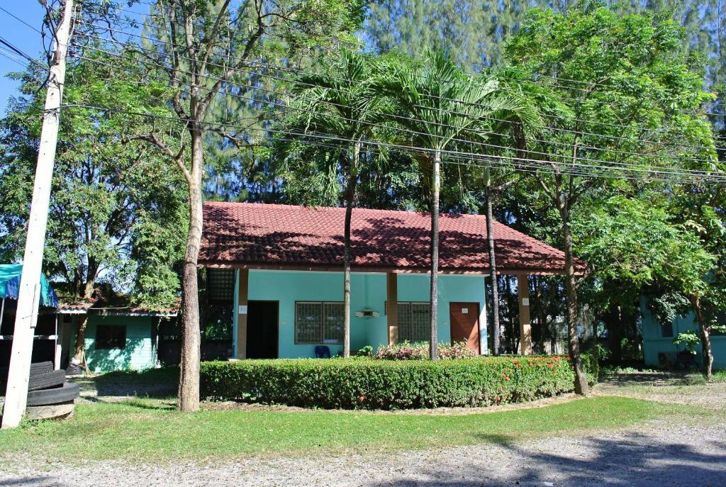 Cha-am Fishing And Hotel Phetchaburi