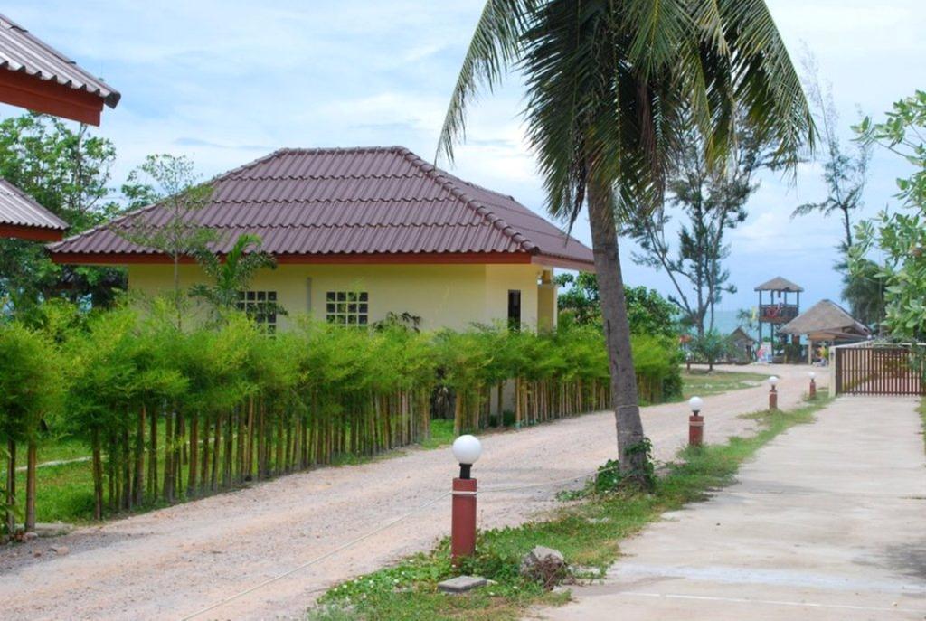 Resort Bamboo