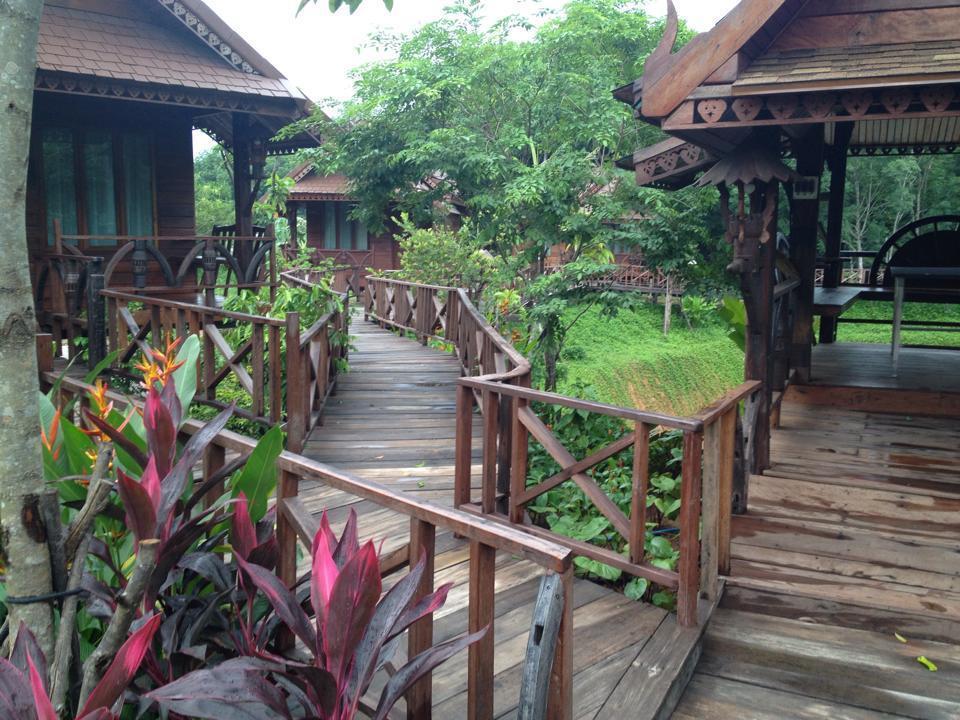 Burilamplai Thung Yai