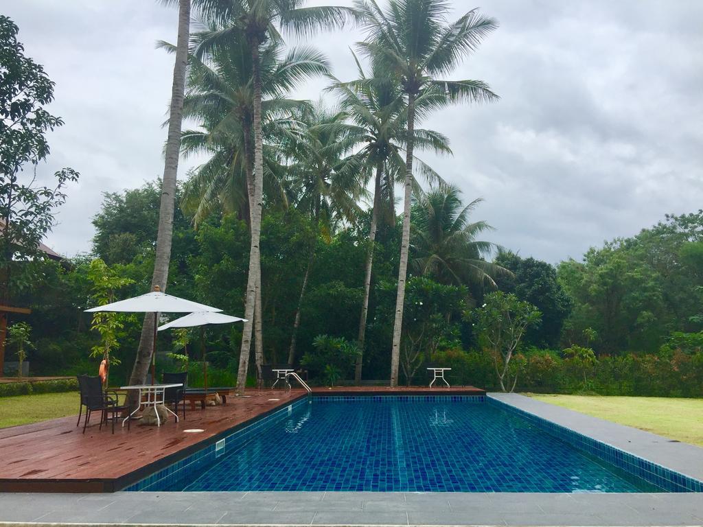 Riverhouse 3* Mae Sariang
