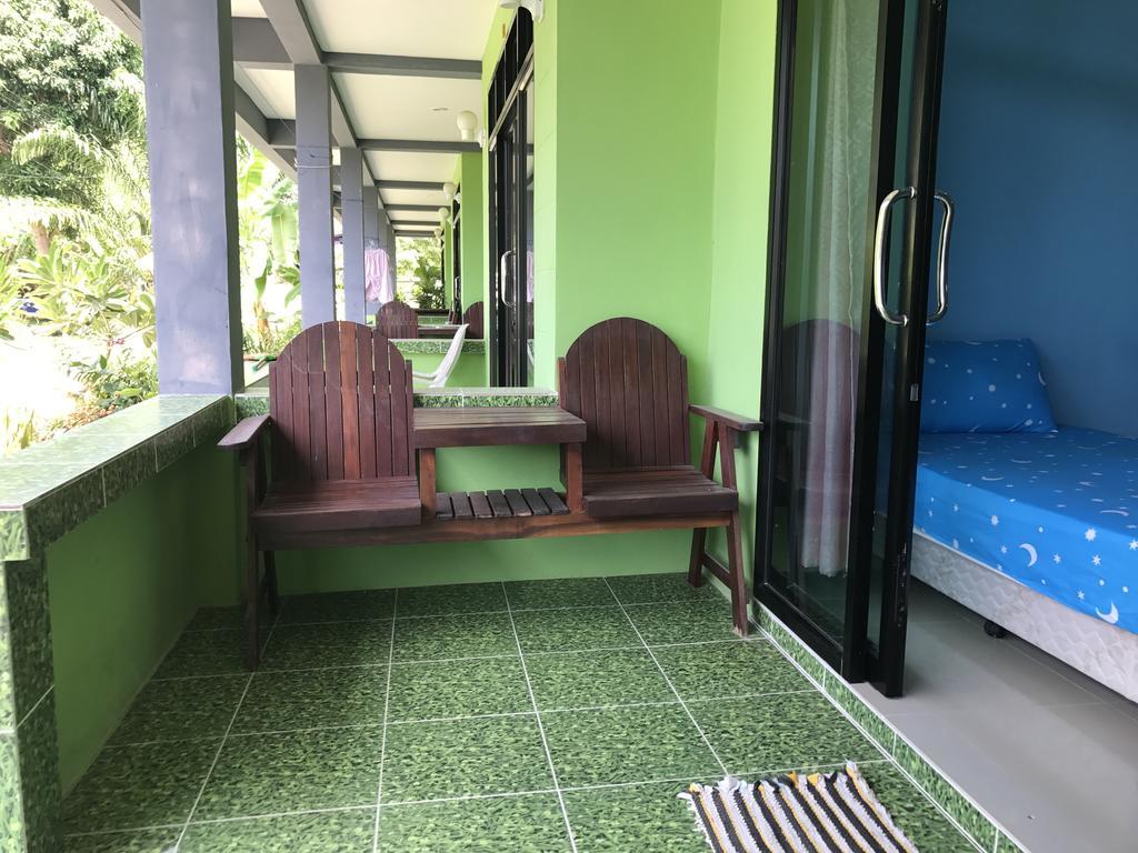 No Name Resort *