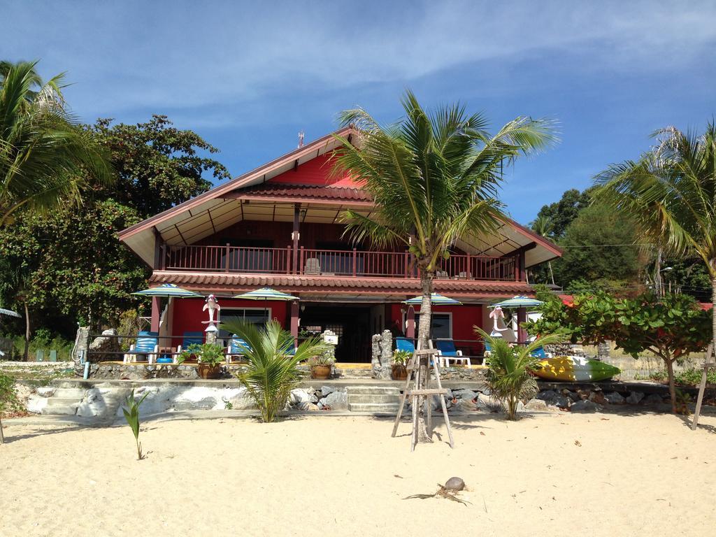 Sea Breeze House, Naiplao 2*