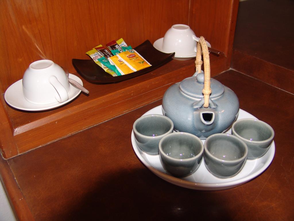 Jade Tower Hotel