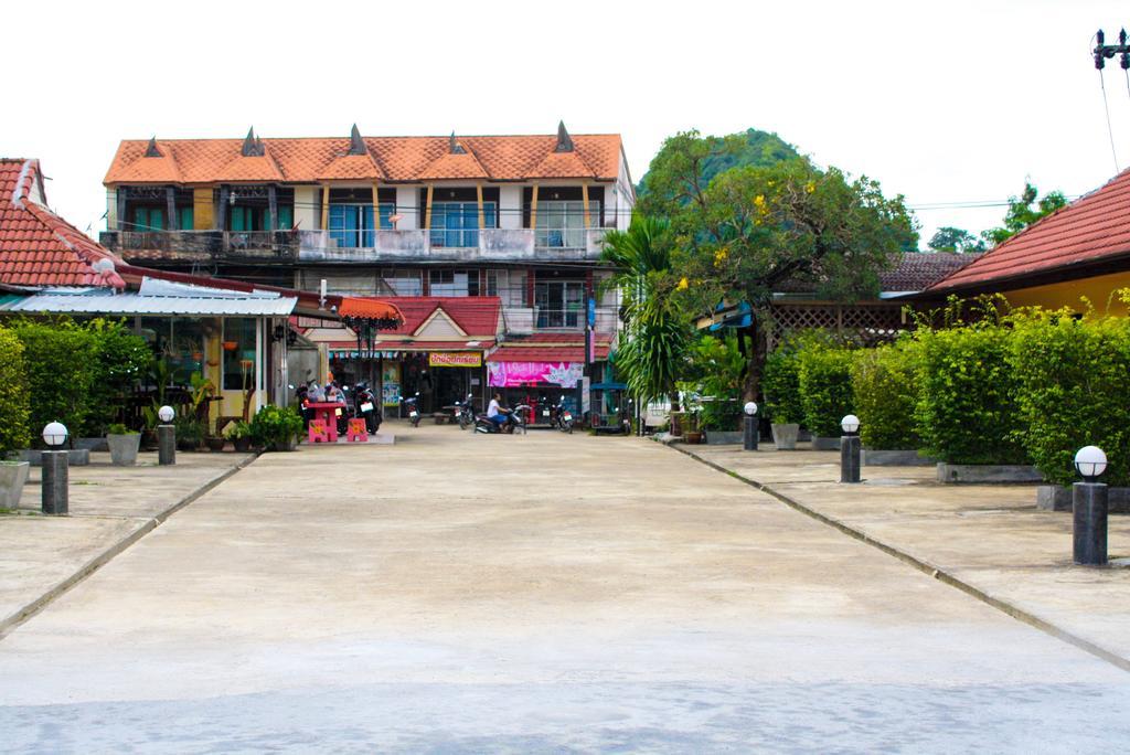 Suksai Buri Ao Nang