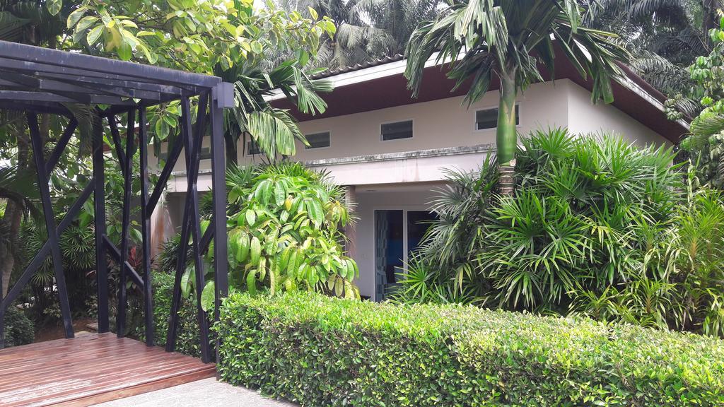 The Fong Resort