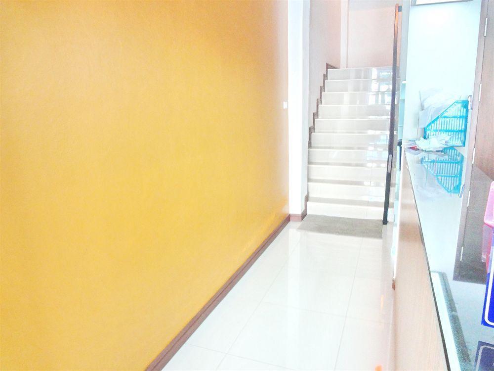 Sleep Tight Hotel 3*