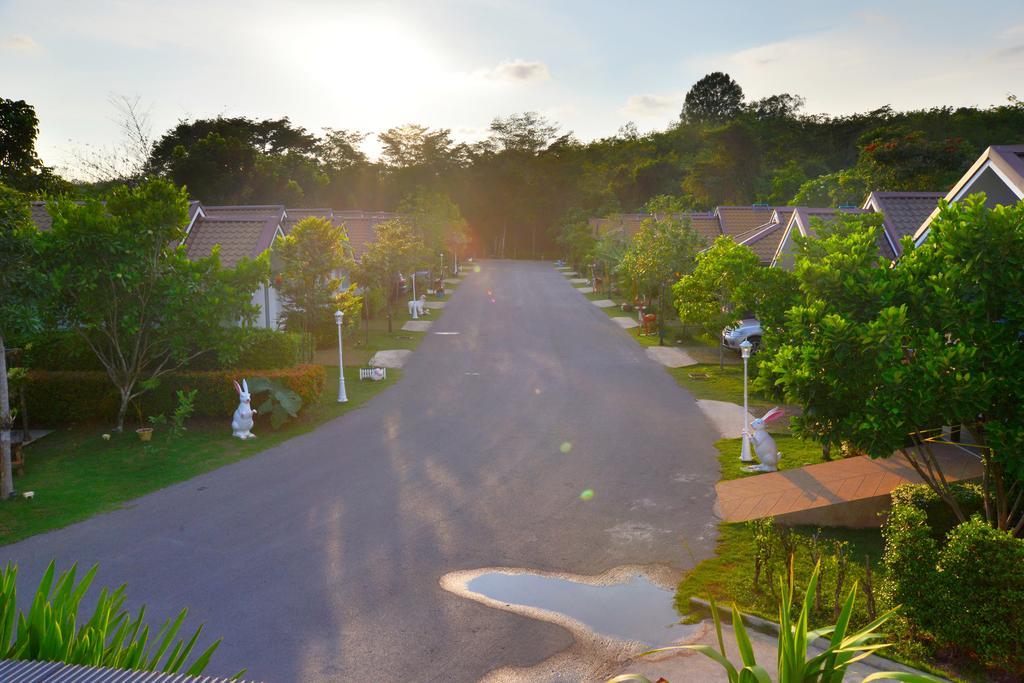 Resort Chanpraya 3*