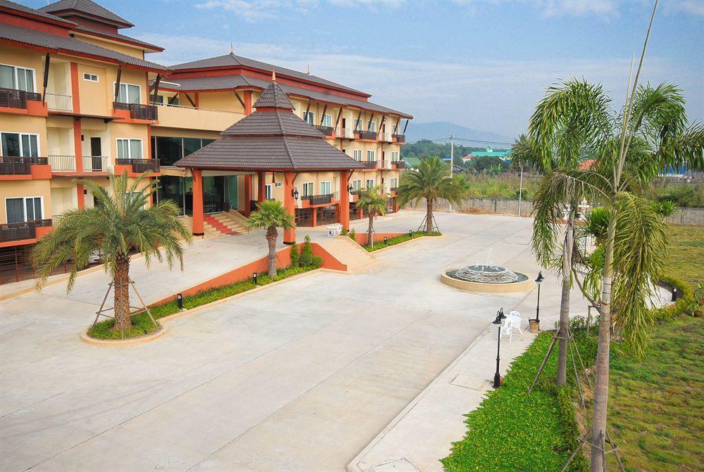 Phufa Waree Chiangrai - Sha Extra Hotel