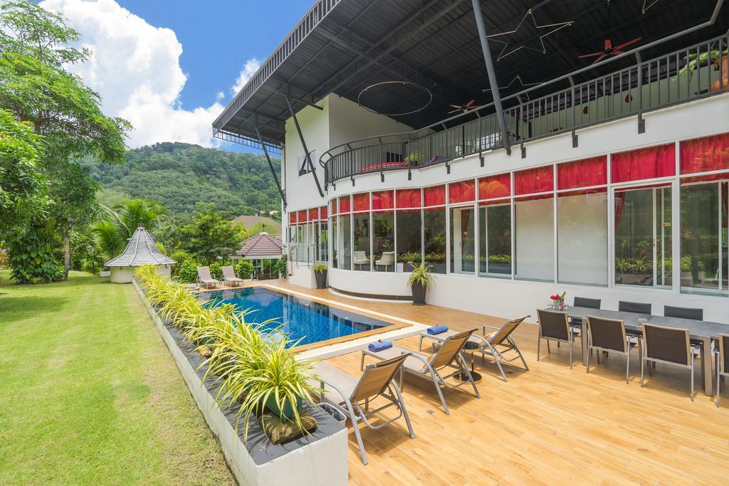 - Nap Dau - 10 Bedroom Private Pool - Phuket Villa
