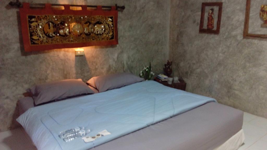 Guest house The Local Story
