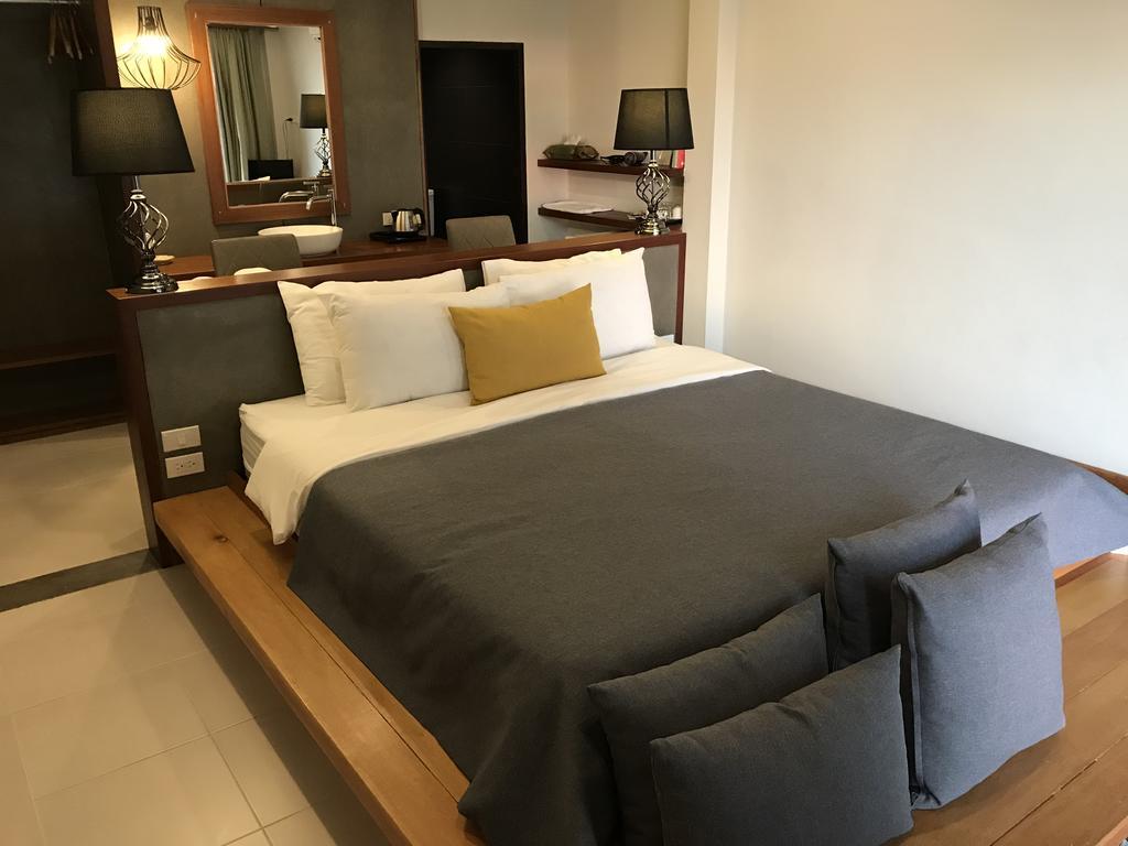 Koh Kwang Seaview Hotel 2*