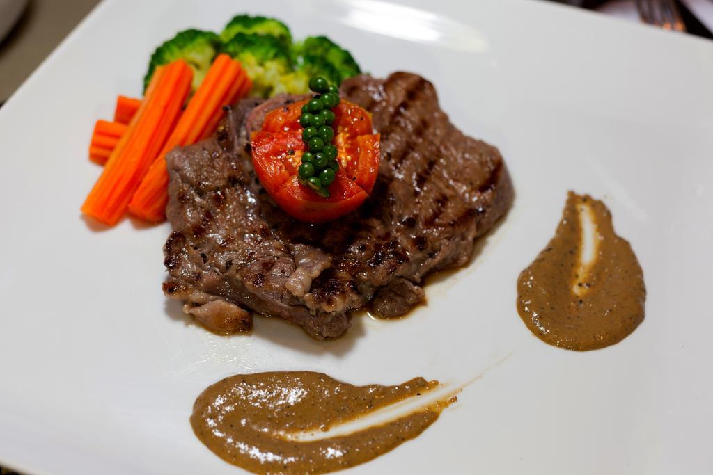 Guest house White Snapper Kitchen & House 3*