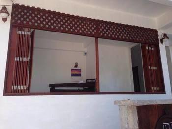 Miss Hong House 2*