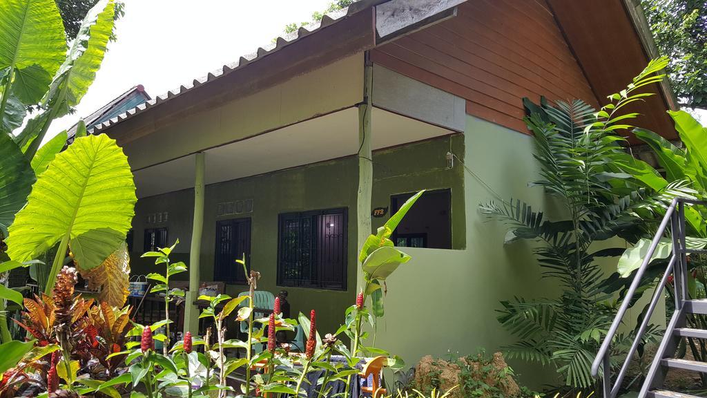 Khao Sok Jungle Huts 3*