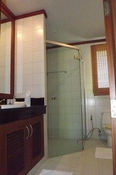 Nb Saa Villa *