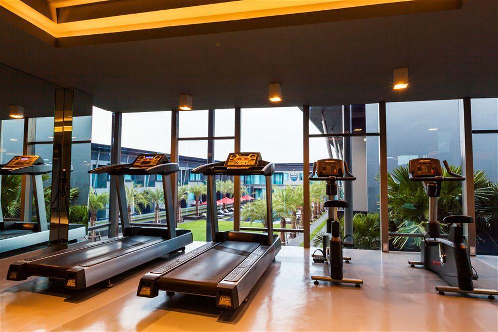 Amari United Hotel 4*