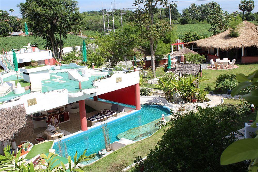 Mirabel Club 4* Jomtien Beach