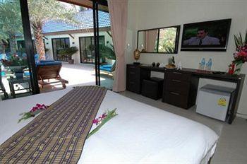 Ma Maison Boutique Hotel. In Phuket Inn 3*