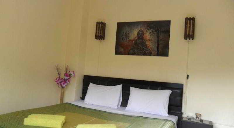 Living 2* Ao Nang