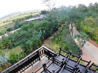 Resort Thaton Hill 3*
