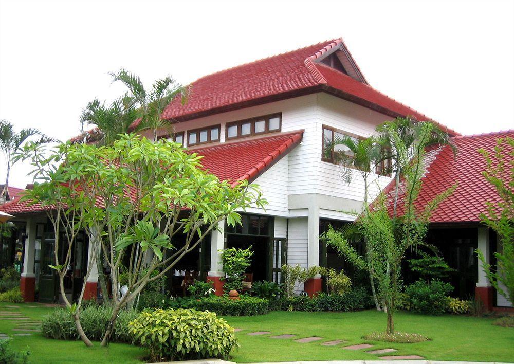 Karinthip Village Resort Chiang Mai