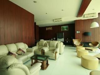Laemtong Serviced
