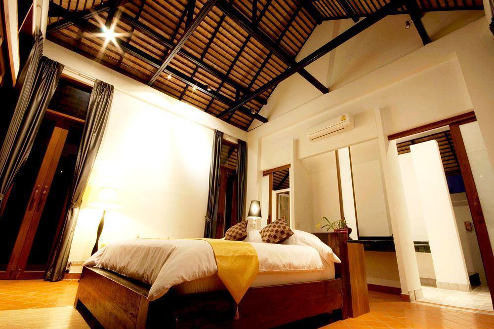 Manee Dheva & Resort 4*