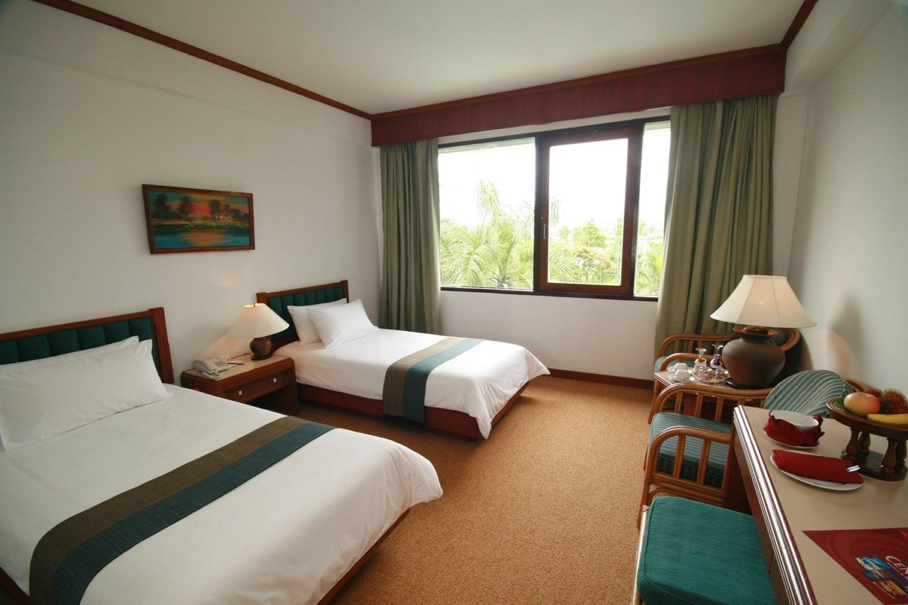Centara Life 4* Mae Sot