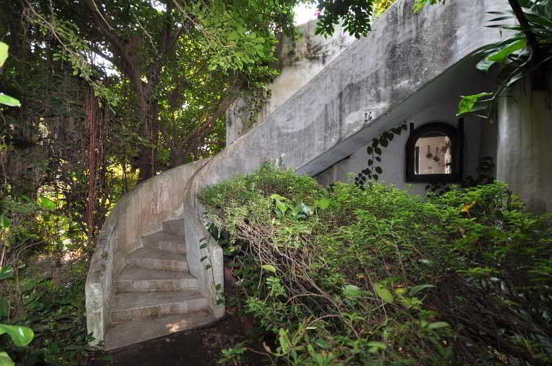 Momchailai Retreat