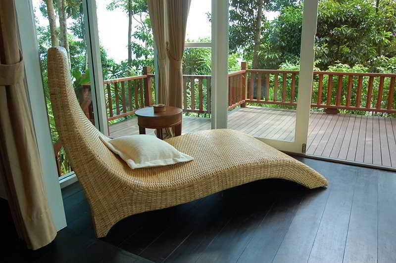 Nisa Hotel Bang Bao Beach