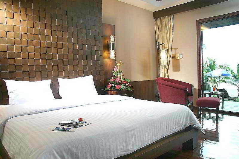 Resort Khaolak Bayfront 3*