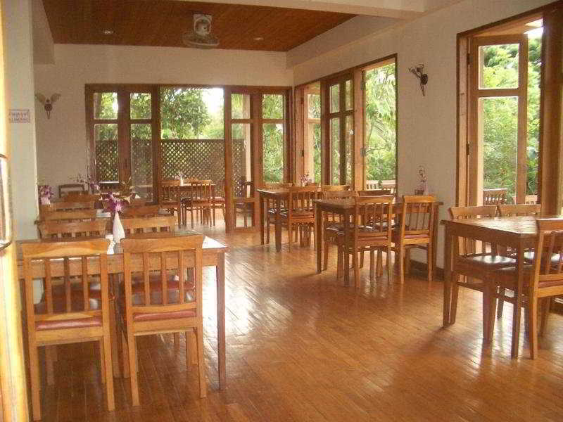 Riverhouse Resort