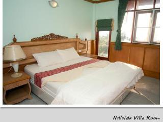 Haad Yao Resort *