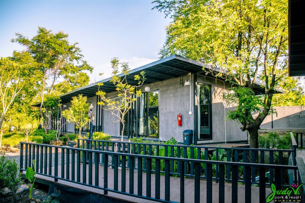 Judy Park & Buriram