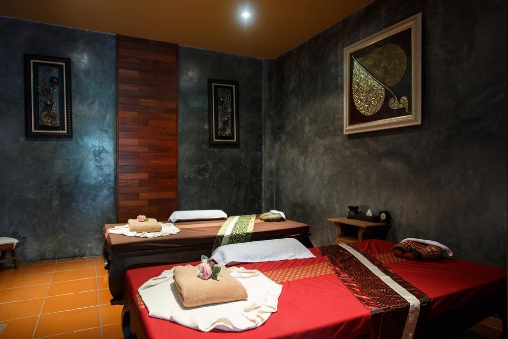 Hotel De L'amour Sha 4*